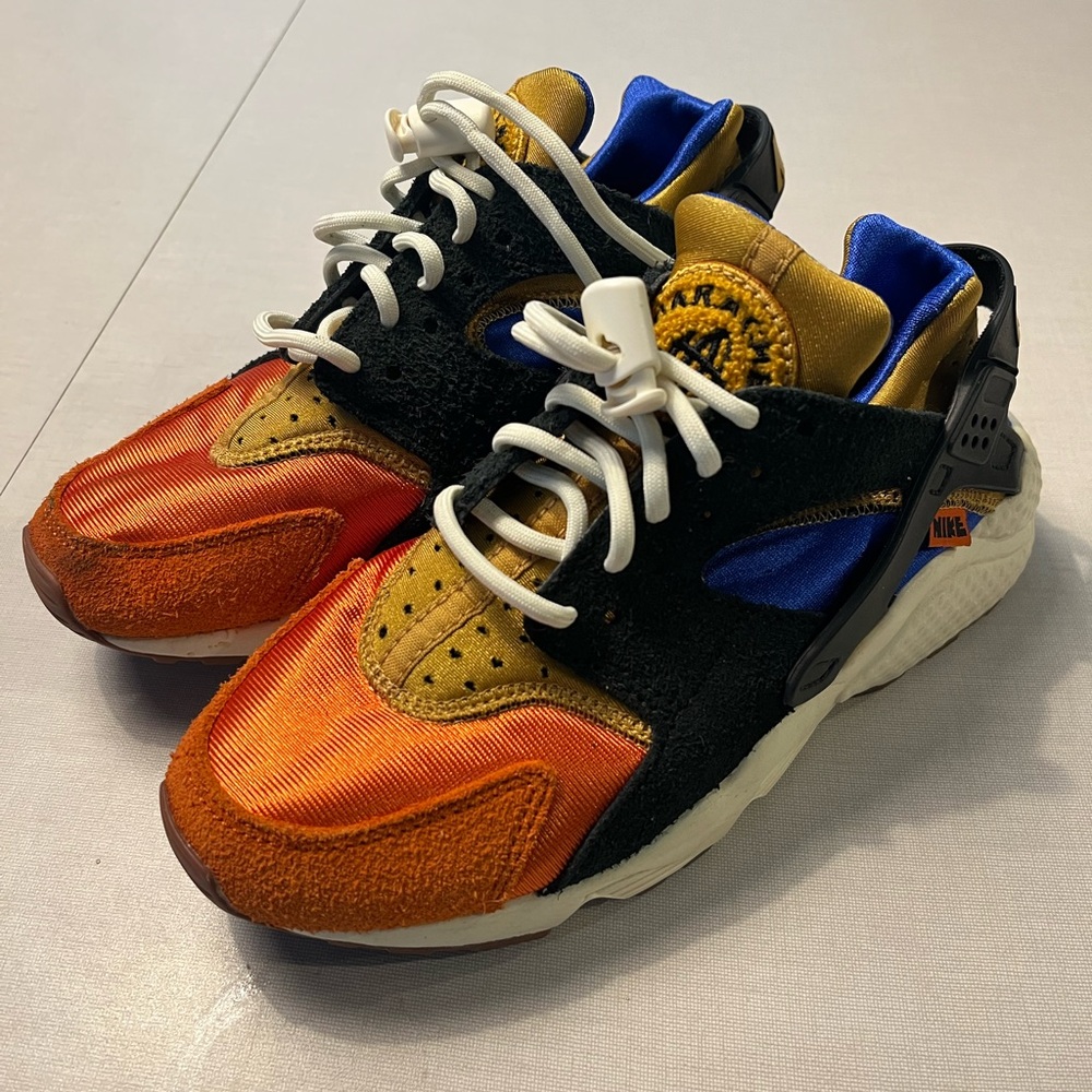 Nike Air Huarache ACG women’s 5.5